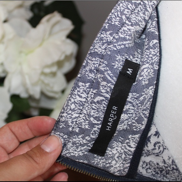 Francessca’s Harper blue jacquard mini skirt - Picture 5 of 5